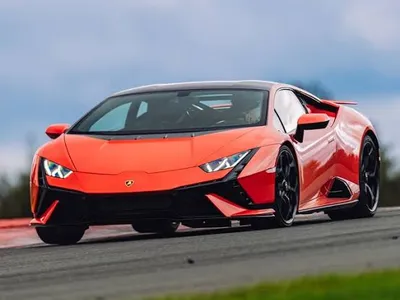 2019 اكيورا ان اس اكس