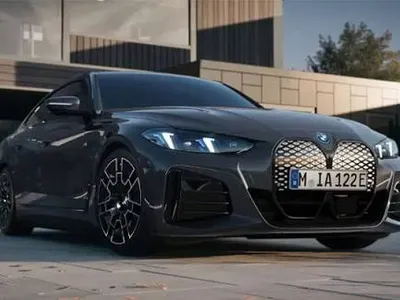 2020 بنتلي بروك لاندس