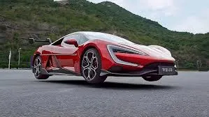 2026 استون مارتن لاجوندا