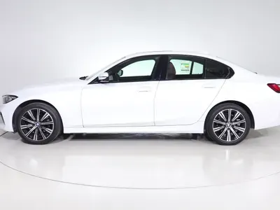 2025 استون مارتن لاجوندا